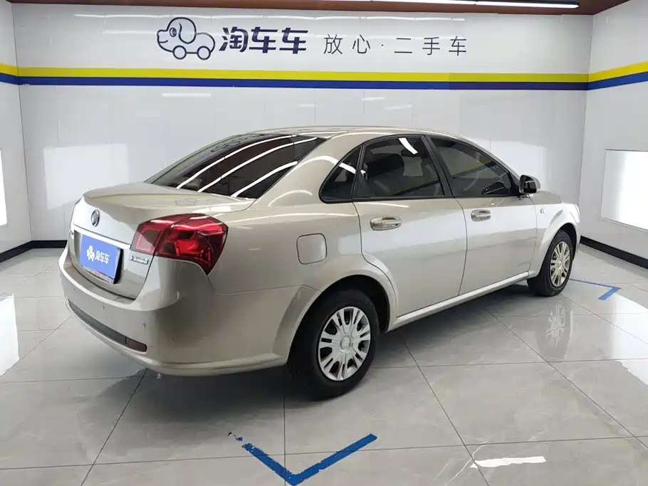 Buick Excelle 2013