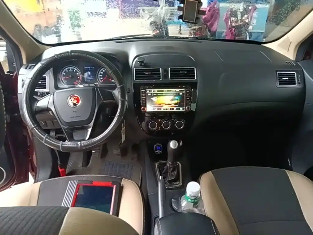 Dongfeng Jingyi X3 2015 — фото 10