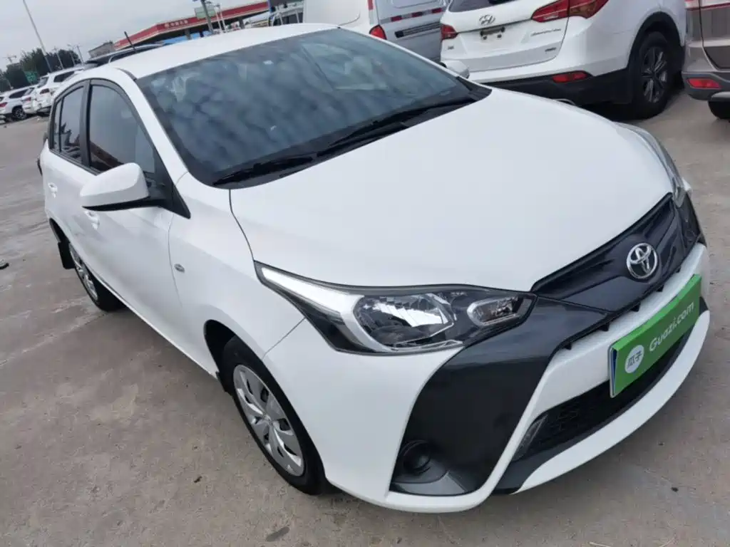 Toyota Yaris L 2019 — фото 22