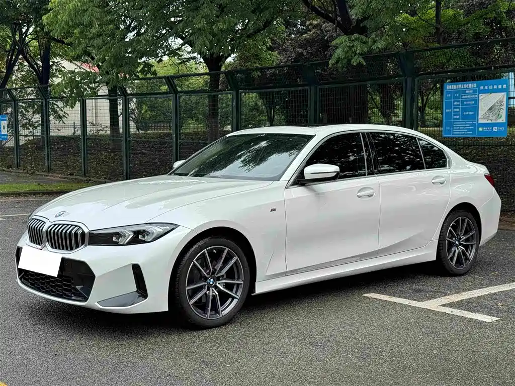 BMW 3 Series 2023