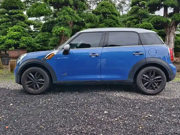MINI Countryman 2013