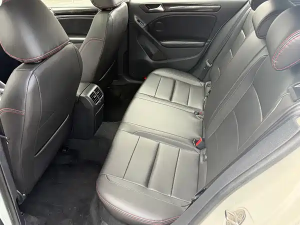 Volkswagen Golf 2011