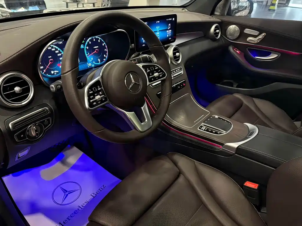 Mercedes-Benz GLC 2019 — фото 17