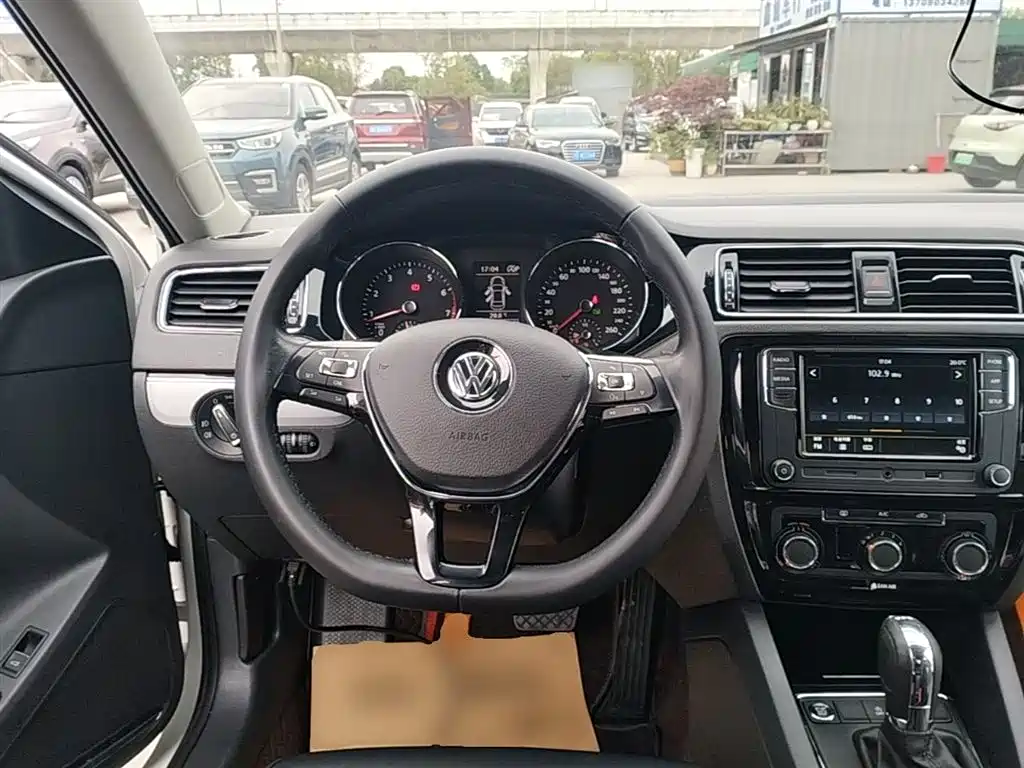 Volkswagen Sagitar 2018 — фото 11