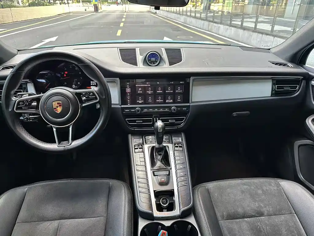 Porsche Macan 2019 — фото 6