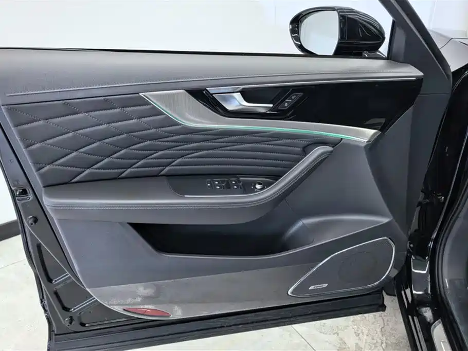 Hongqi HS5 2021