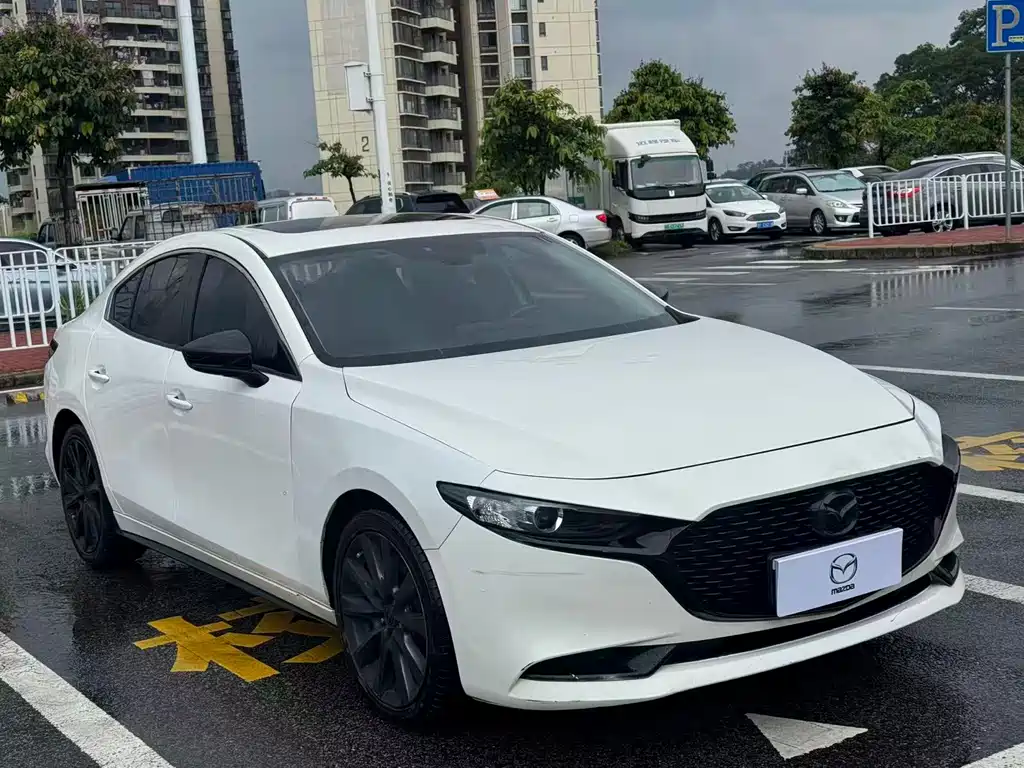 Mazda 3 Axela 2019 — фото 3