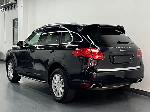 Porsche Cayenne 2014