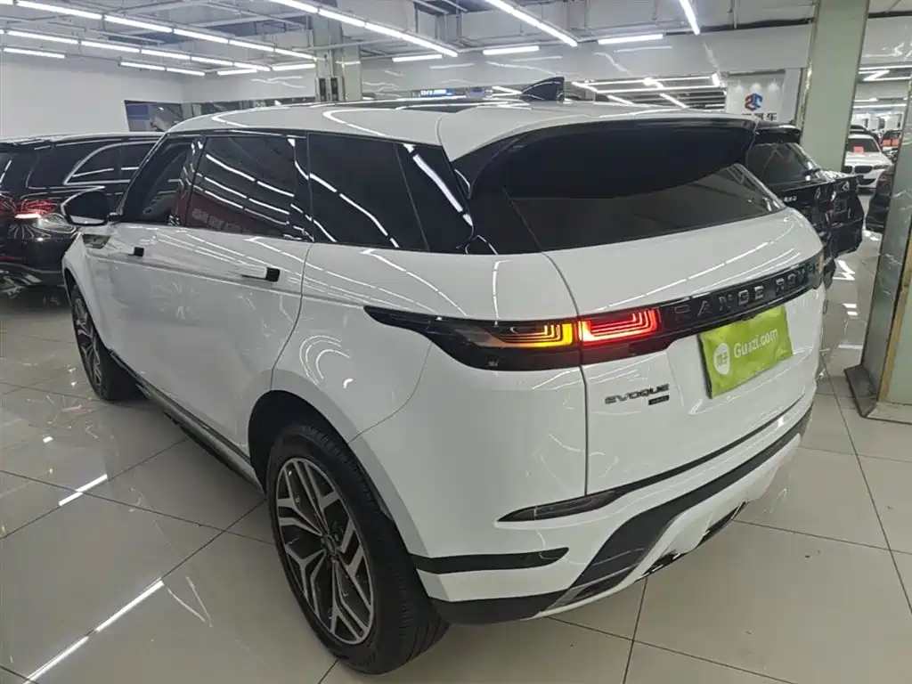 Land Rover Evoque 2021 — фото 5