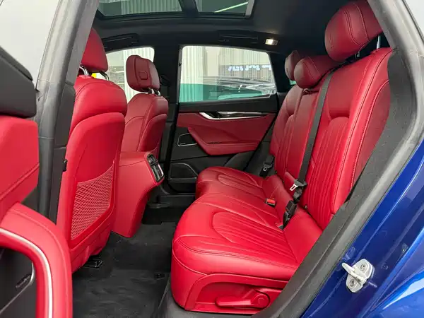 Maserati Levante 2016