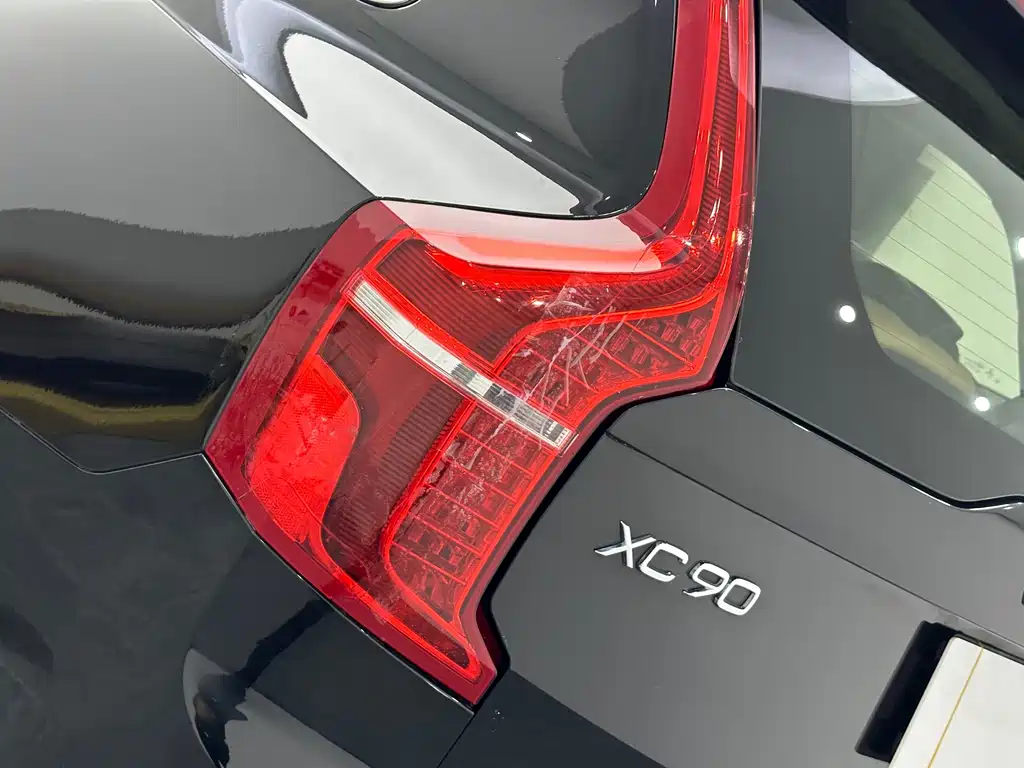 Volvo XC90 2016 — фото 20