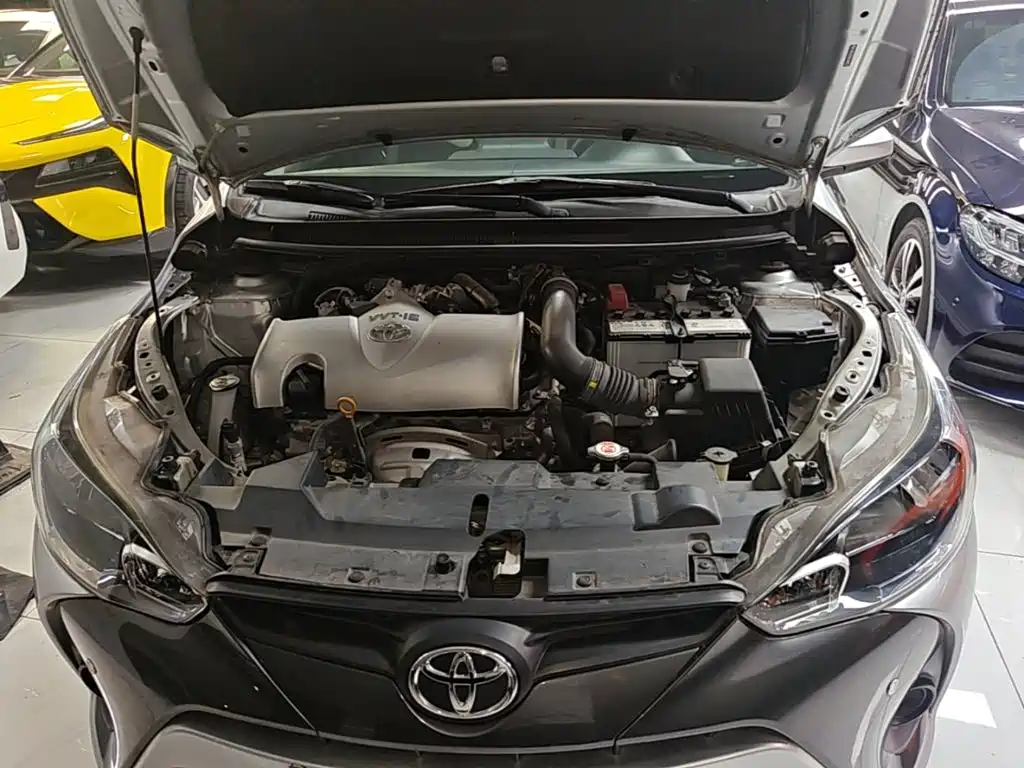 Toyota Yaris L 2020 — фото 20
