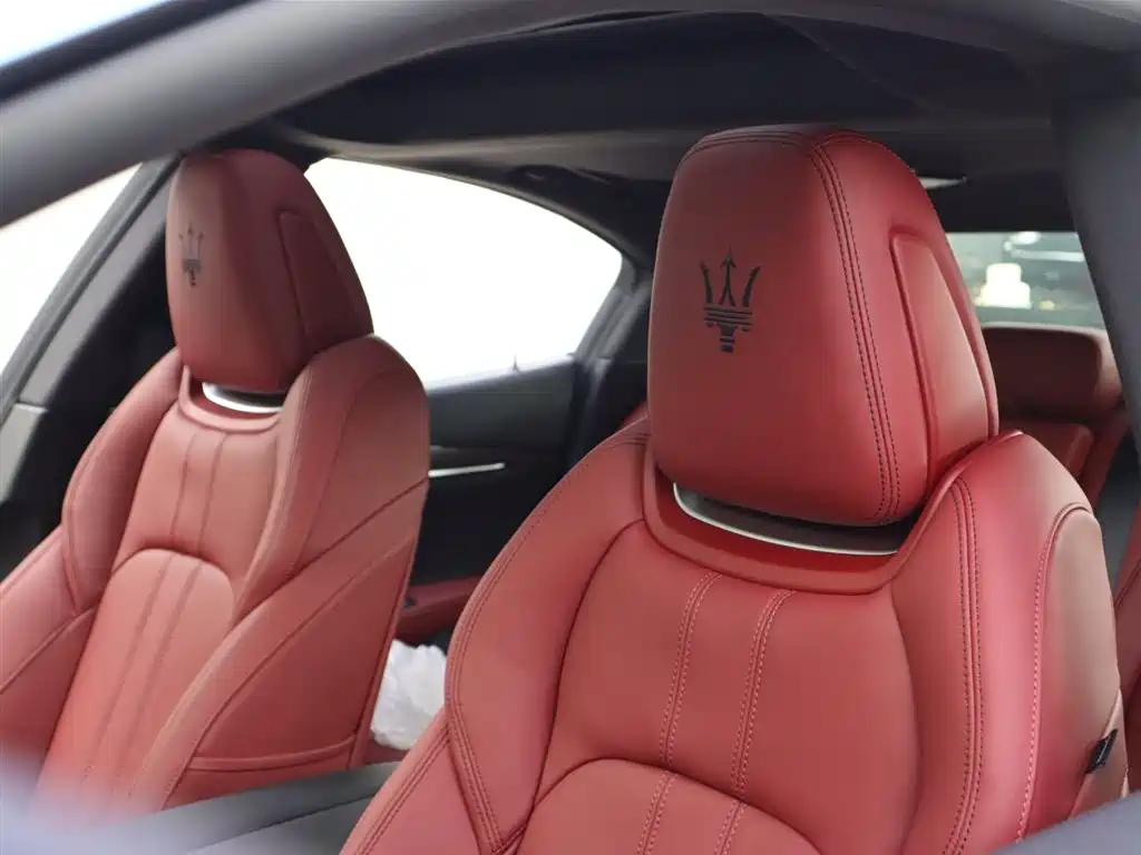 Maserati Ghibli — фото 9