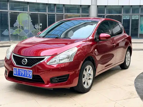 Nissan Tiida 2016