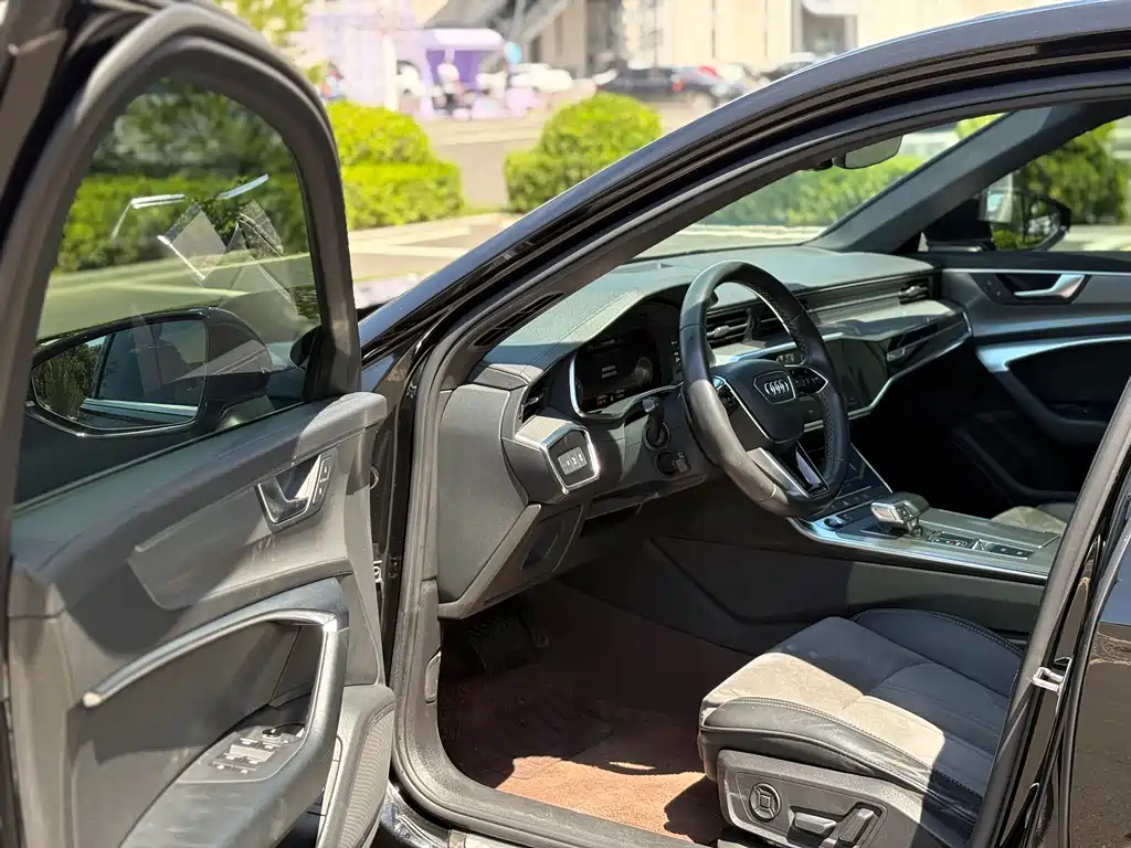 Audi A6L 2021