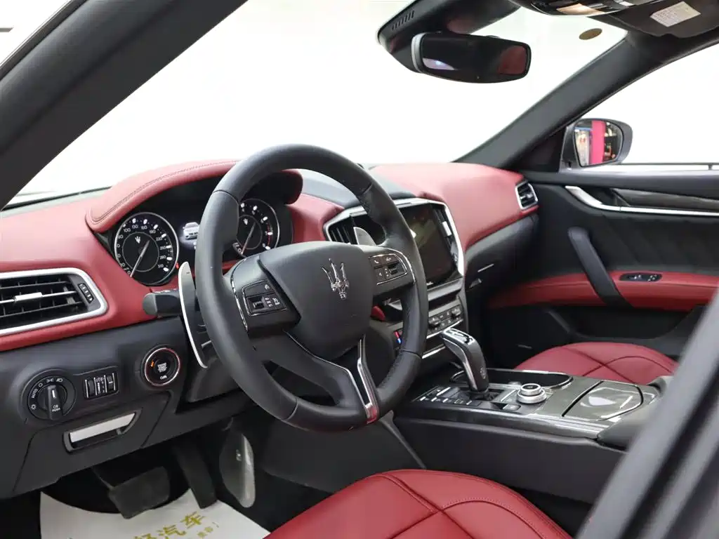 Maserati Ghibli — фото 8