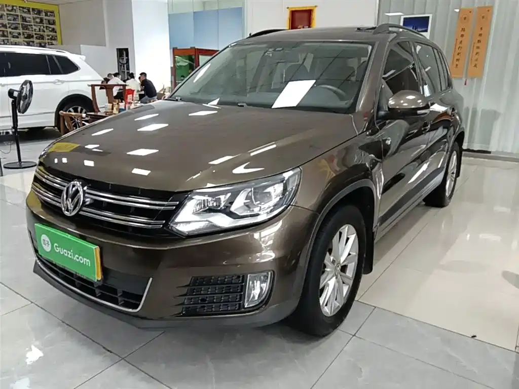 Volkswagen Tiguan 2017 — фото 1