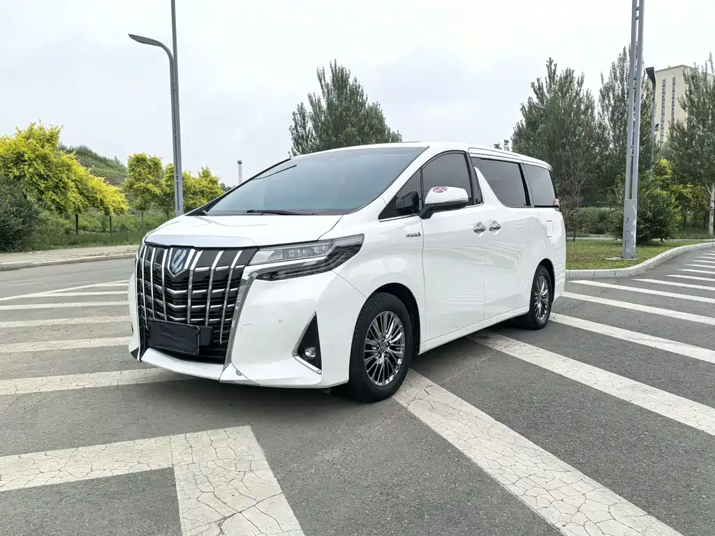 Toyota Alphard 2020