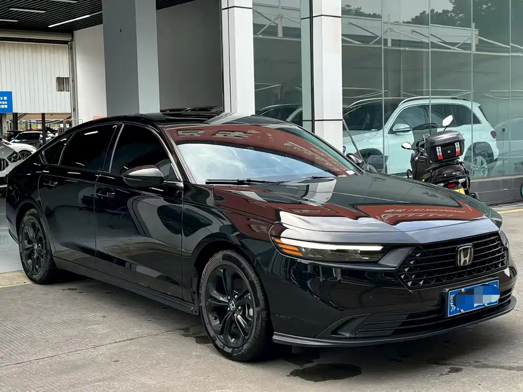 Honda Accord 2025 — фото 1