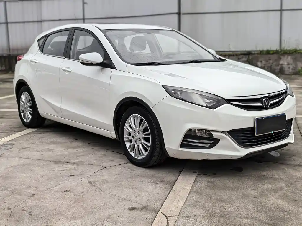 Changan Eado XT 2014 — фото 3