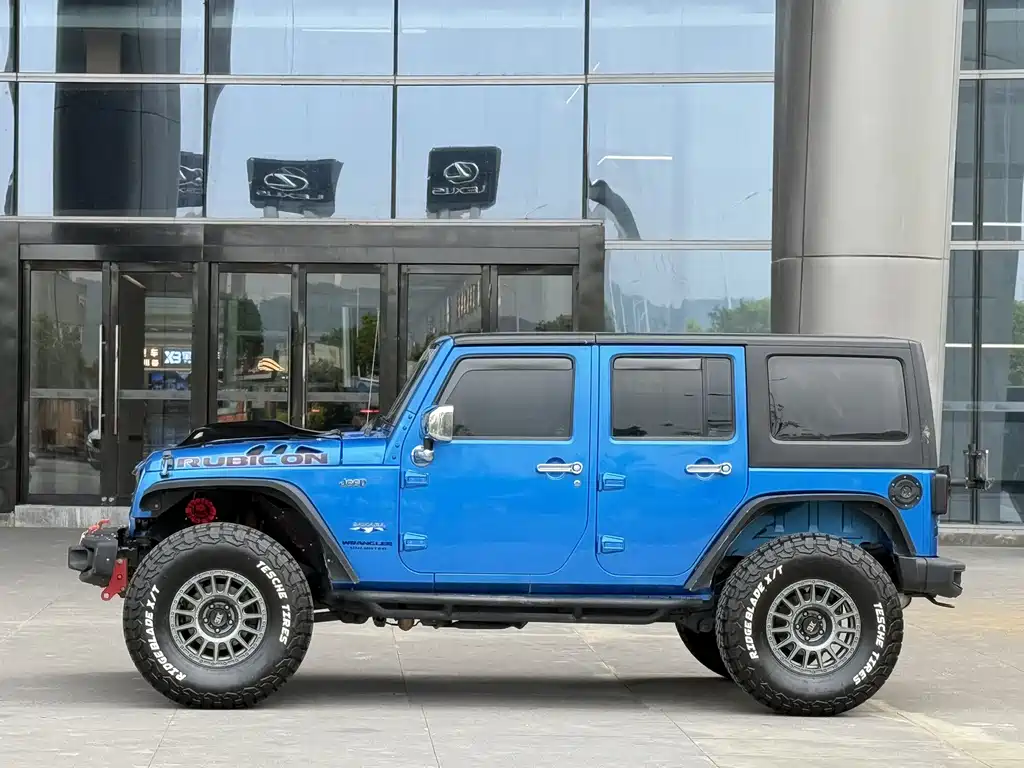 Jeep Wrangler 2017 — фото 3