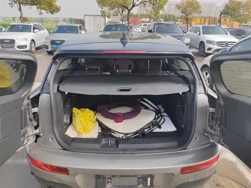 MINI Clubman 2018 — фото 15