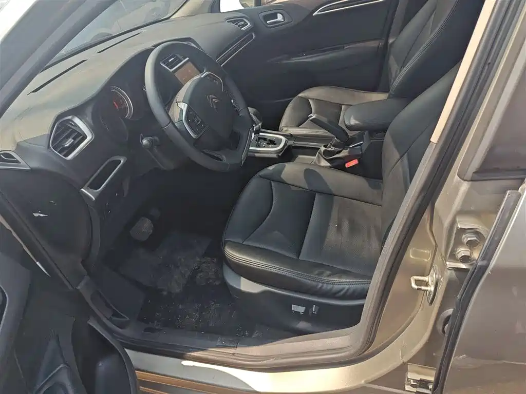 Citroen C4L 2015 — фото 15