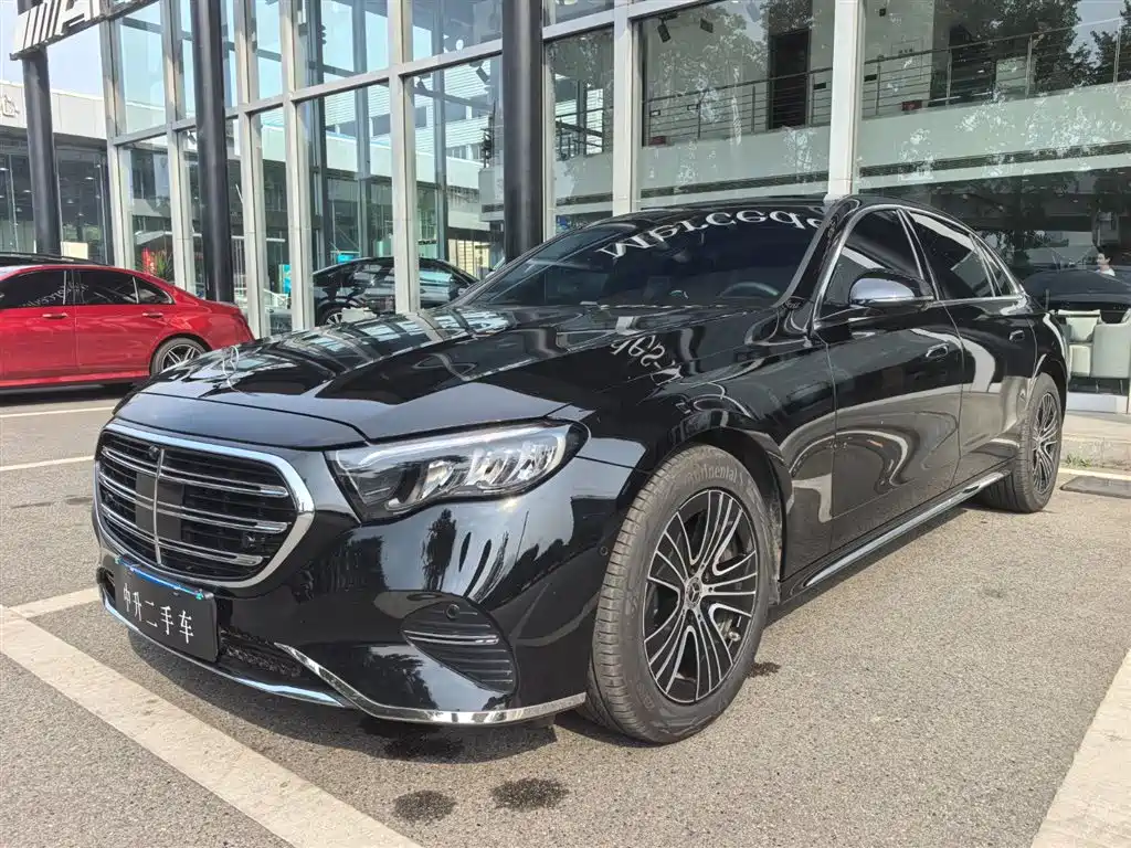 Mercedes-Benz E-Class 2025