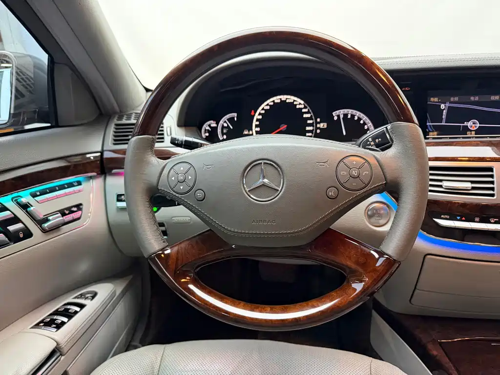 Mercedes-Benz S-Class 2011 — фото 13
