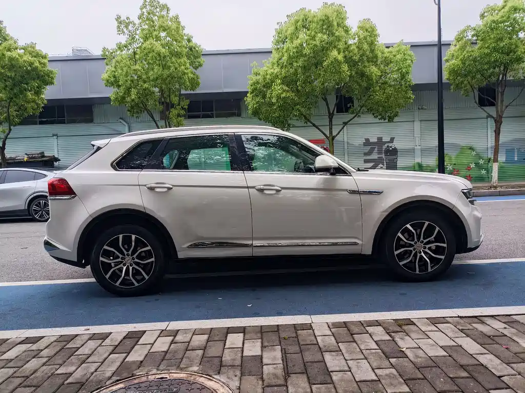 Zotye X7 2017 — фото 8