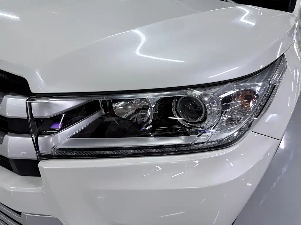 Toyota Highlander 2018 — фото 5