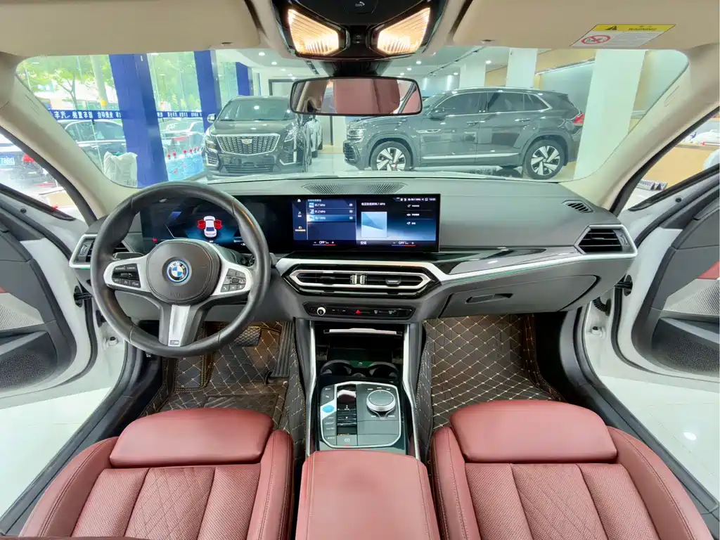 BMW i3 2023 — фото 5