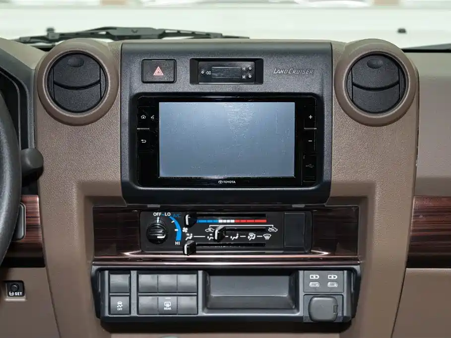 Toyota Land Cruiser 2026 — фото 14