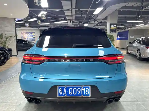 Porsche Macan 2022
