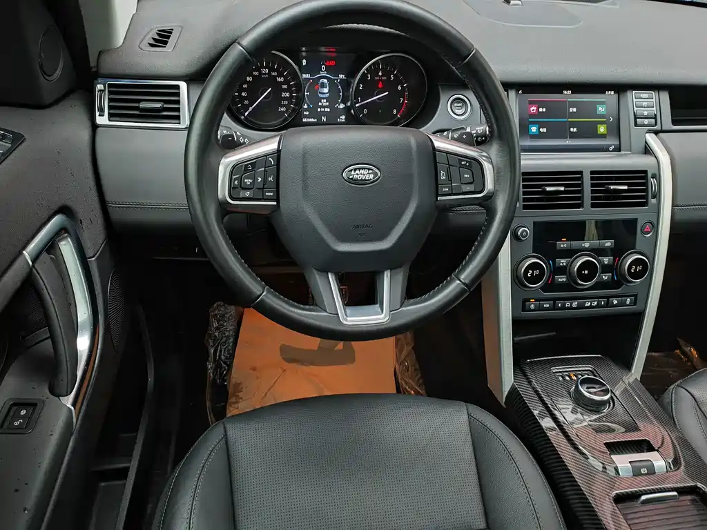 Land Rover Discovery Sport 2019 — фото 11