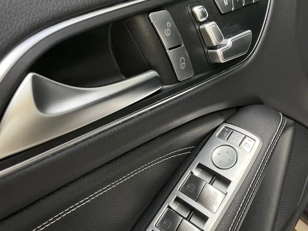 Mercedes-Benz GLA 2017 — фото 12