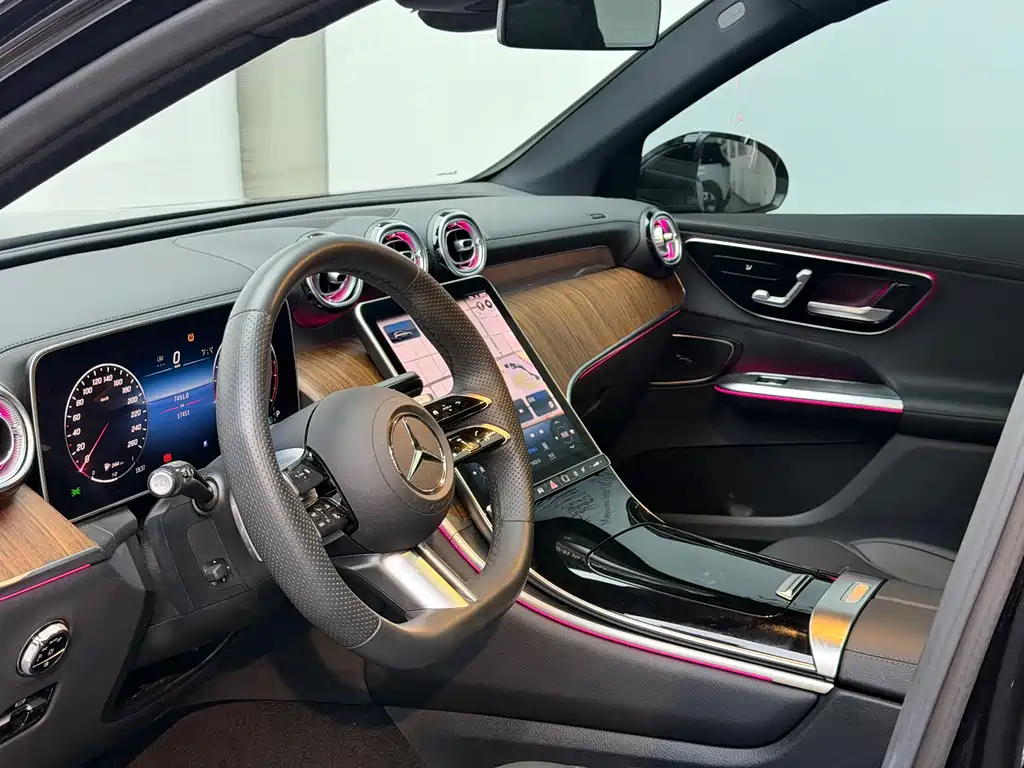 Mercedes-Benz GLC 2024