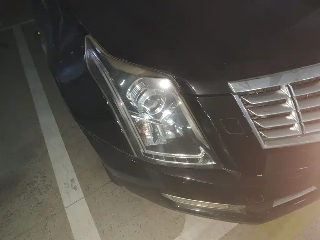 Cadillac SRX 2015 — фото 7