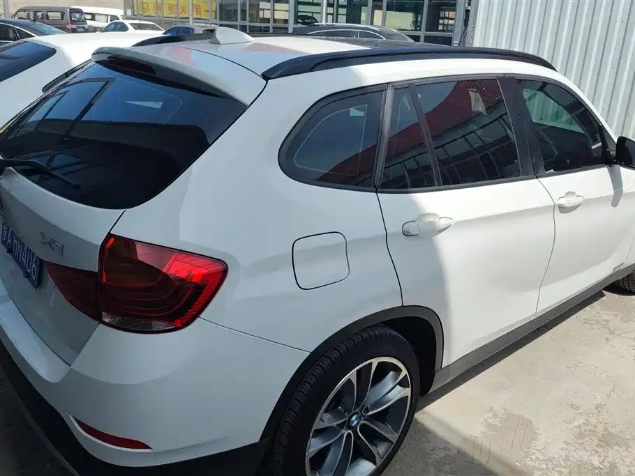 BMW X1 2015 — фото 3
