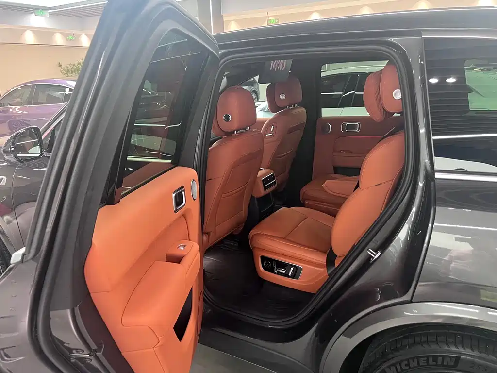 Li Auto Li L8 2023