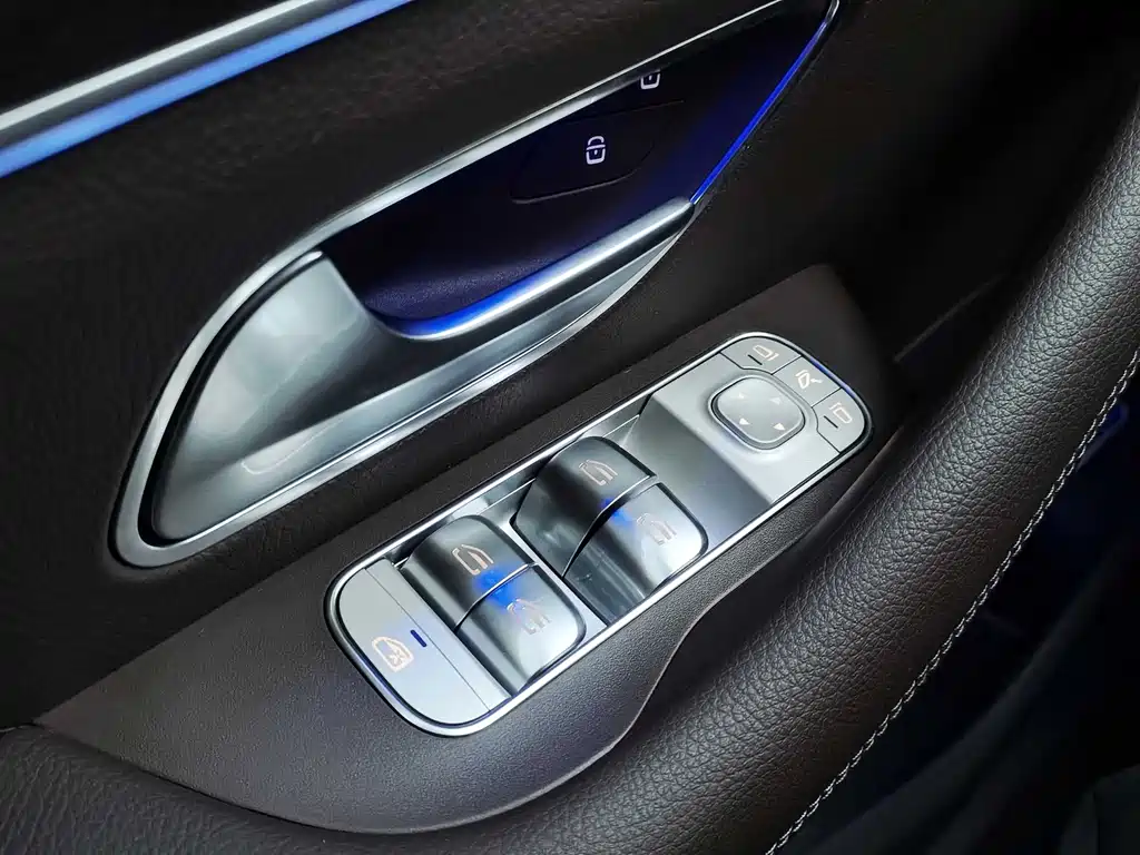 Mercedes-Benz GLE 2020 — фото 19