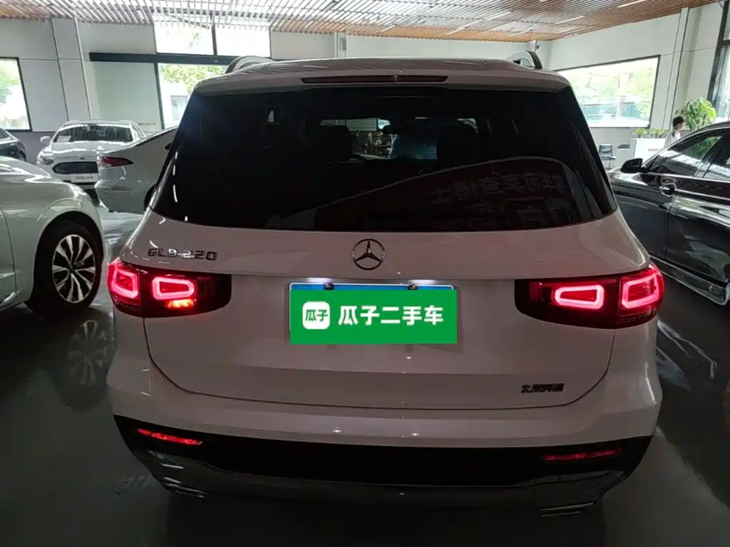 Mercedes-Benz GLB 2023 — фото 6