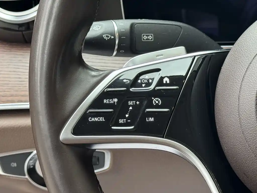 Mercedes-Benz E-Class 2021 — фото 9