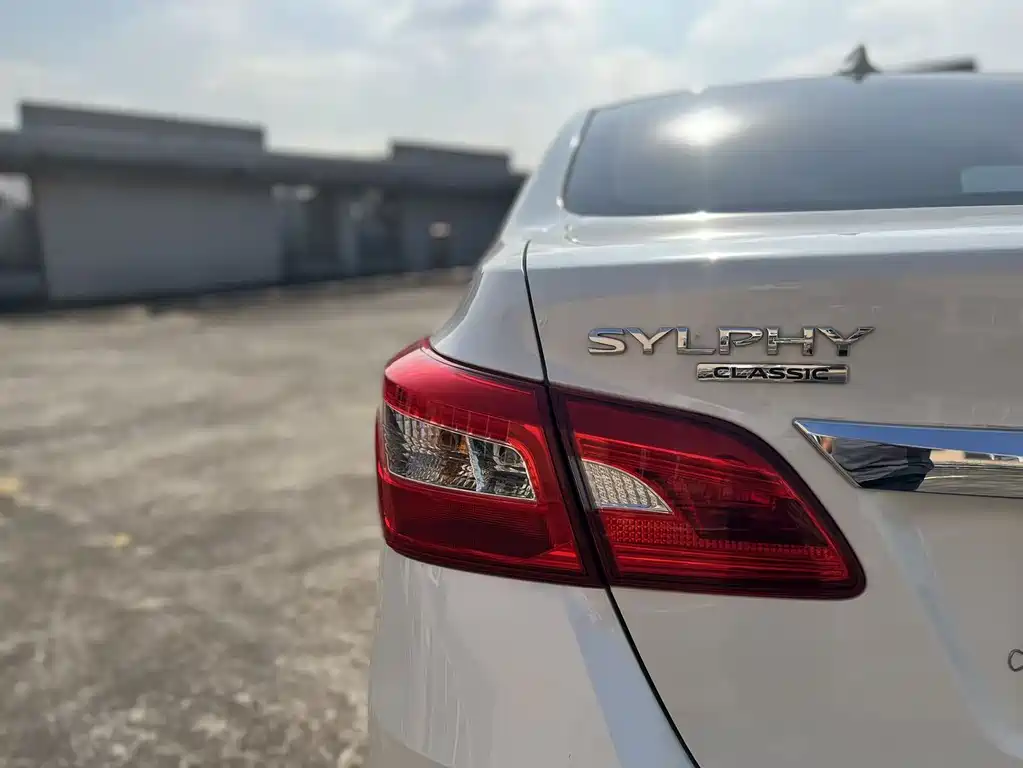Nissan Sylphy 2022 — фото 19