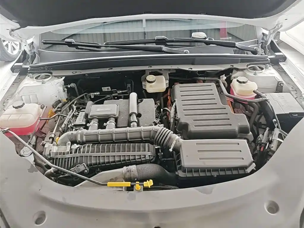 BYD Seal 05 DM-i 2025 — фото 20