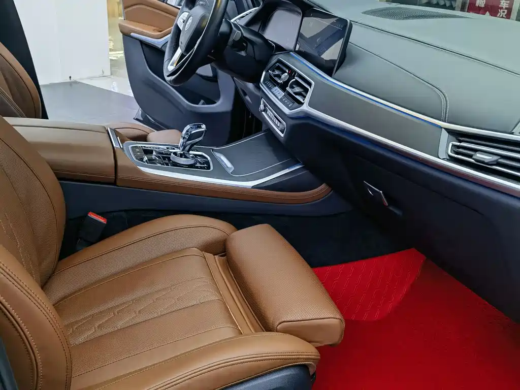 BMW X7 2022 — фото 13