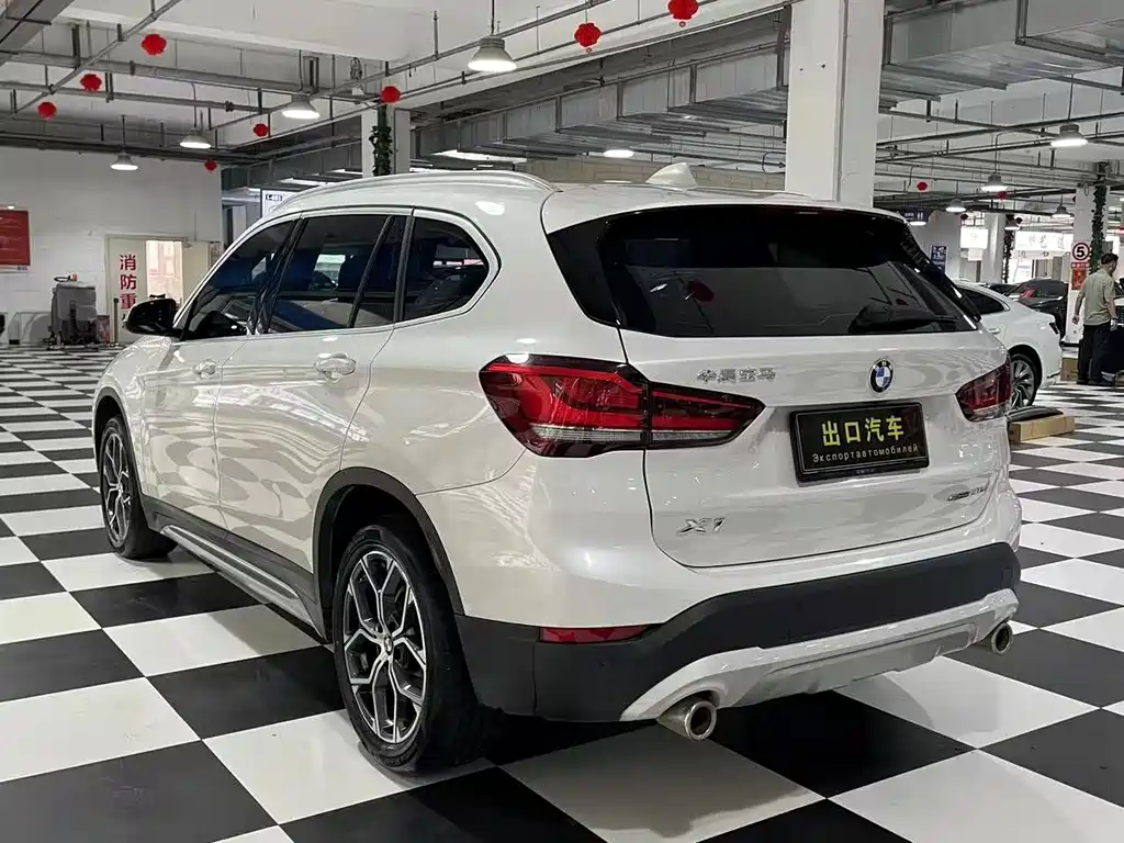 BMW X1 2023 — фото 4
