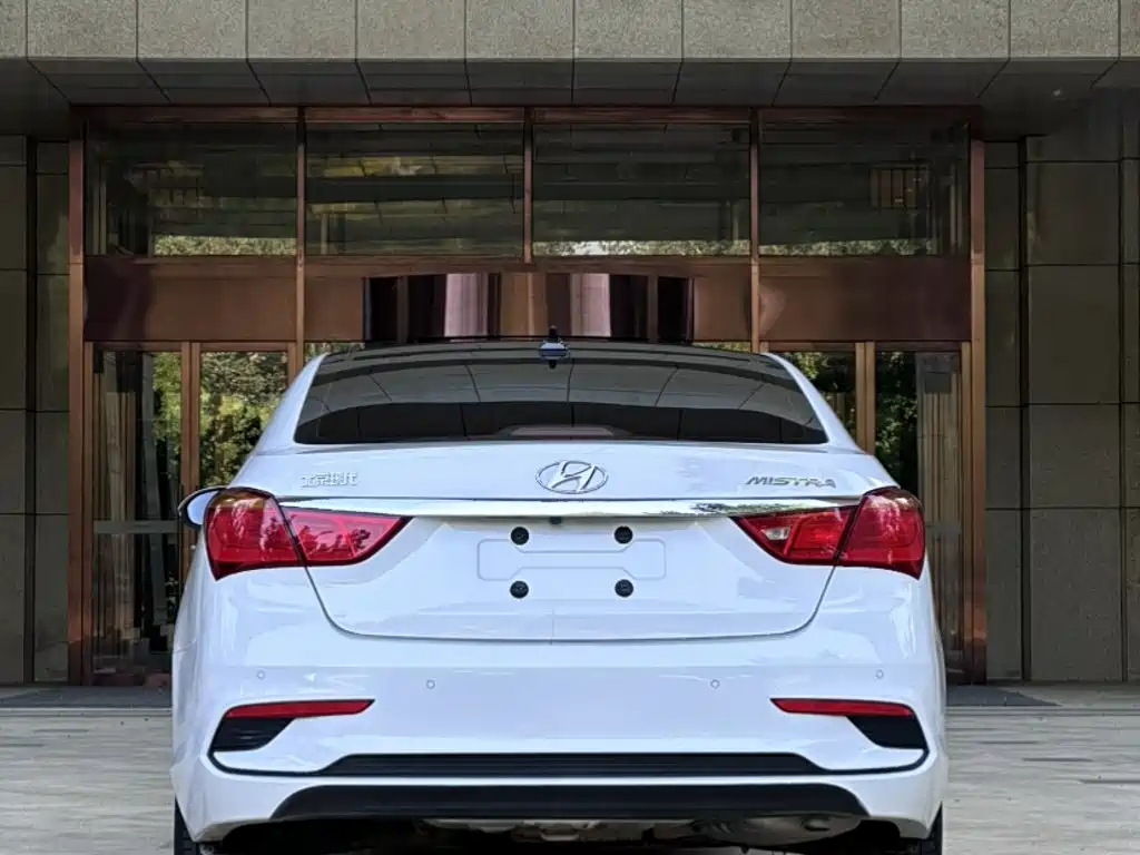 Hyundai Mistra 2017 — фото 8