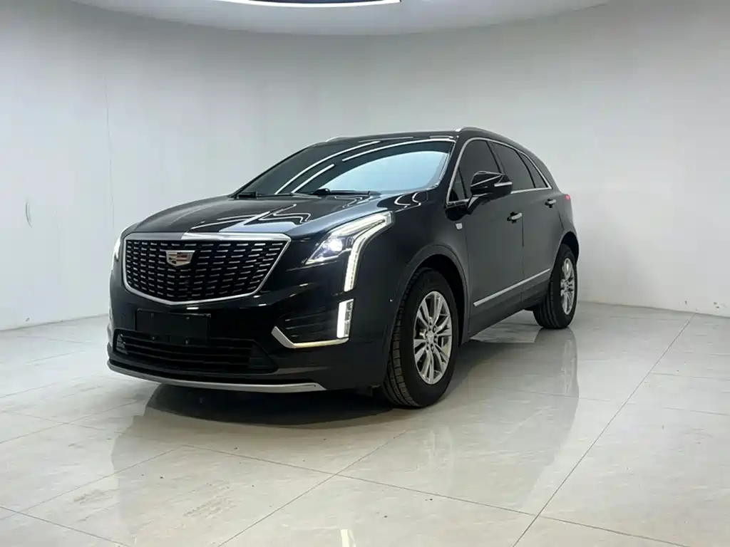 Cadillac XT5 2020 — фото 1