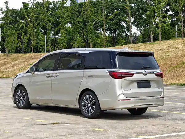 Buick GL8 2022